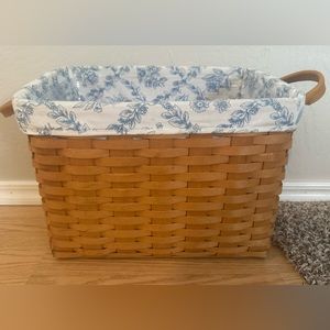 2001 Longaberer Magazine Basket